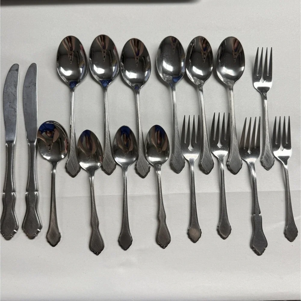 17 Pc WM Rogers Oneida Summer Mist Autumn Glow Stainless Flatware Mixed Lot